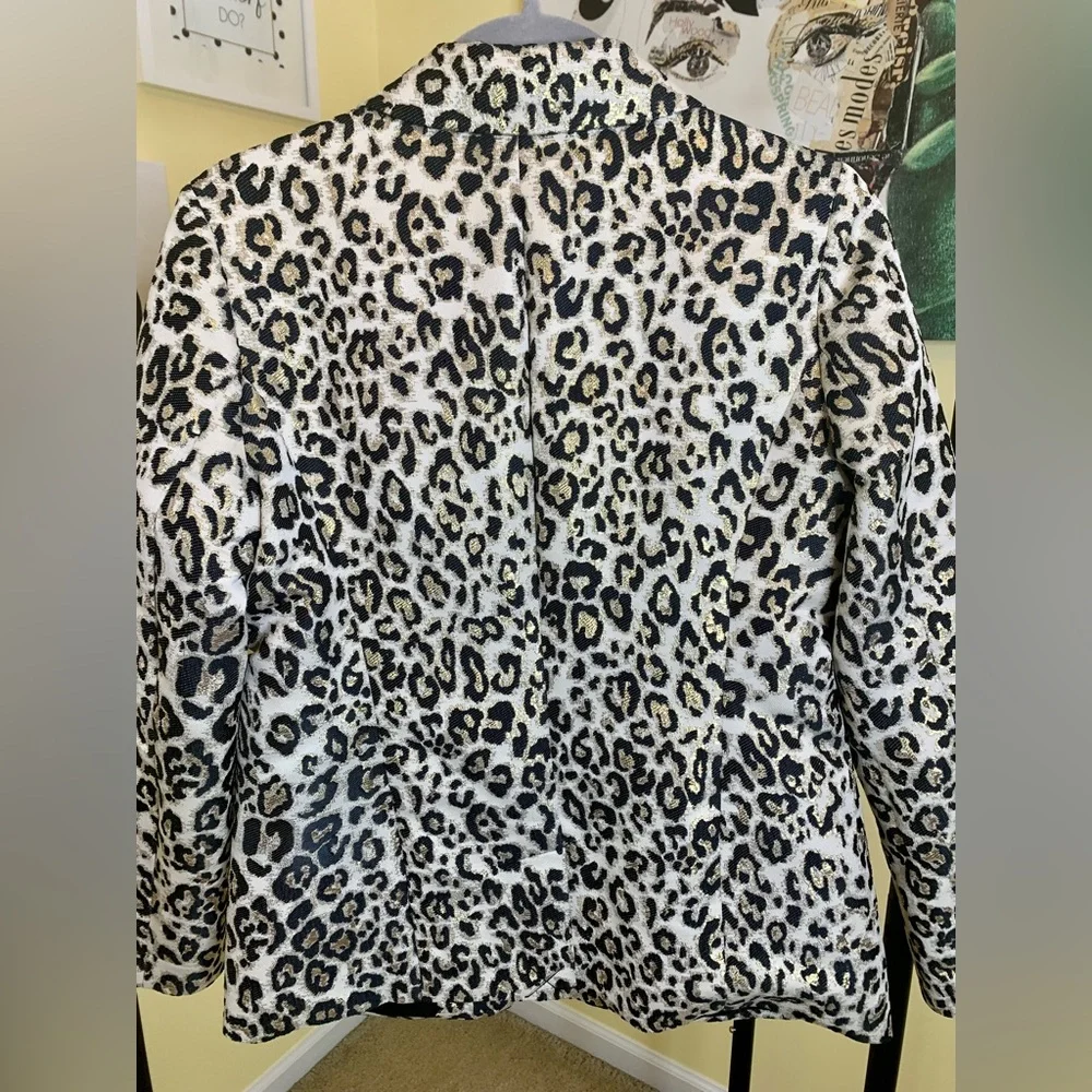 CHICO’S Blazer in Jacquard Leopard Print with Metallic Accents, Sz 0 (US 4 / S) - Picture 5 of 8